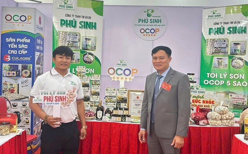 Hành trình biến tỏi Lý Sơn thành thương hiệu quốc tế Hành trình biến tỏi Lý Sơn thành thương hiệu quốc tế