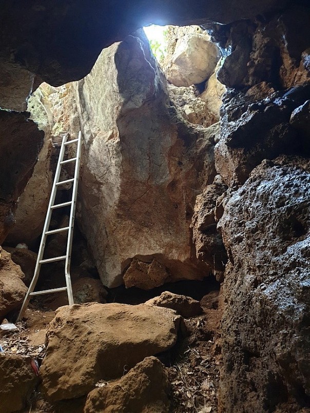 Hang làng Vành. (Nguồn: Báo Thể thao Văn hóa) Hang làng Vành. (Nguồn: Báo Thể thao Văn hóa)