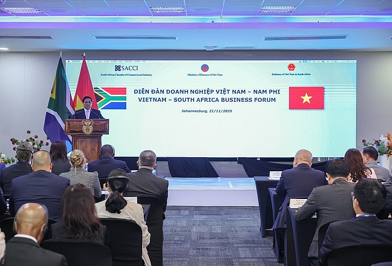 Thủ tướng kêu gọi doanh nghiệp Việt Nam đầu tư sản xuất nông nghiệp ngay tại Nam Phi, nhất là lúa gạo - Ảnh: VGP/Nhật Bắc Thủ tướng kêu gọi doanh nghiệp Việt Nam đầu tư sản xuất nông nghiệp ngay tại Nam Phi, nhất là lúa gạo - Ảnh: VGP/Nhật Bắc