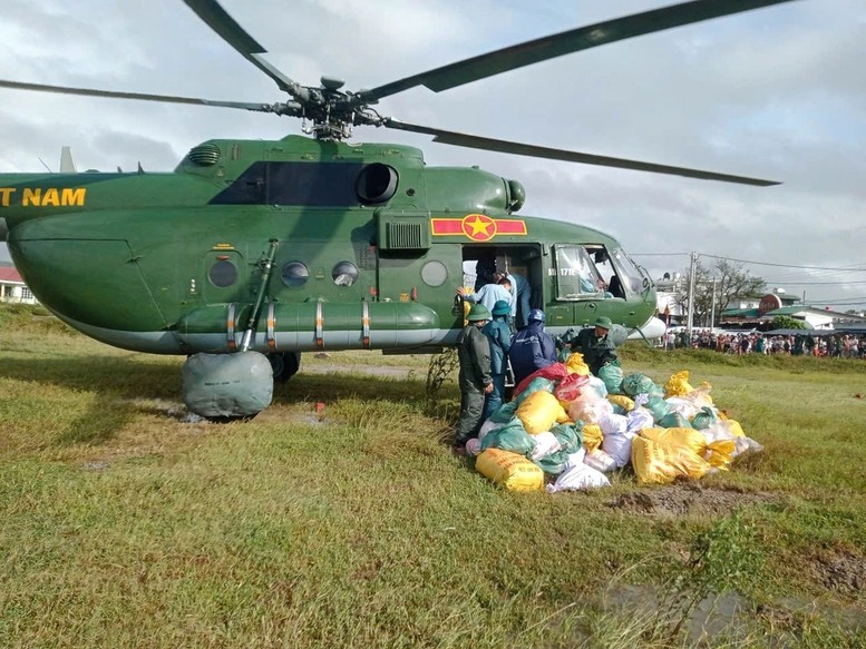 Hỗ trợ 1.100 tỷ đồng cho 4 tỉnh khắc phục thiệt hại do mưa lũ Hỗ trợ 1.100 tỷ đồng cho 4 tỉnh khắc phục thiệt hại do mưa lũ