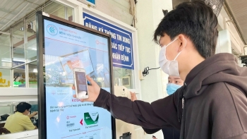 Thách thức của bệnh viện thông minh: Gỡ khó hạ tầng, xóa rào cản với người cao tuổi