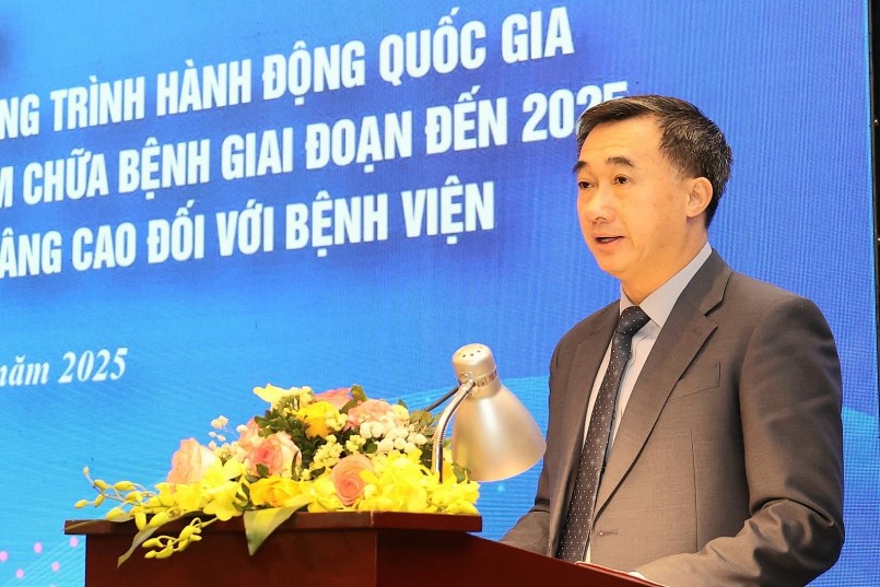 Thứ trưởng Bộ Y tế Trần Văn Thuấn phát biểu tại hội nghị - Ảnh: D.LIỄU Thứ trưởng Bộ Y tế Trần Văn Thuấn phát biểu tại hội nghị - Ảnh: D.LIỄU