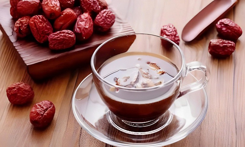 Táo đỏ đủ loại giá, thật – giả lẫn lộn: nhận biết thế nào cho đúng? Táo đỏ đủ loại giá, thật – giả lẫn lộn: nhận biết thế nào cho đúng?