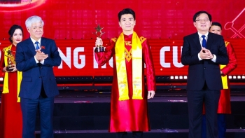Doanh nhân Đỗ Quang Vinh được vinh danh trong TOP 10 Giải thưởng Sao Đỏ 2025