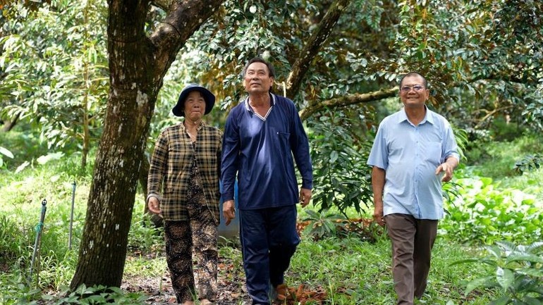 Hợp tác xã Nông nghiệp Trinh Phú, Cần Thơ chuyên bao tiêu sản phẩm, áp dụng khoa học kỹ thuật, liên kết doanh nghiệp, đưa trái vú sữa xuất khẩu sang Mỹ. Hợp tác xã Nông nghiệp Trinh Phú, Cần Thơ chuyên bao tiêu sản phẩm, áp dụng khoa học kỹ thuật, liên kết doanh nghiệp, đưa trái vú sữa xuất khẩu sang Mỹ.