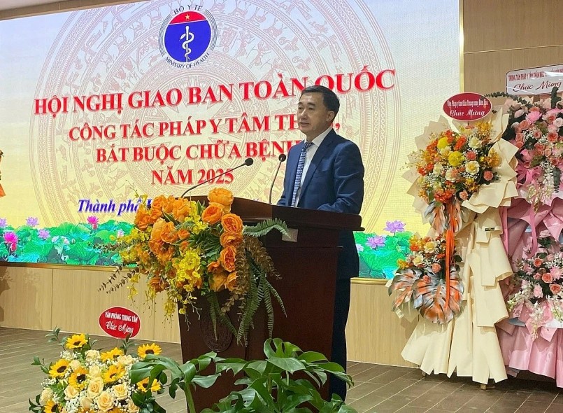 GS.TS.Trần Văn Thuấn, Chủ tịch Hội đồng Y khoa Quốc gia, Ủy viên Ban thường vụ Đảng ủy, Thứ trưởng Bộ Y tế GS.TS.Trần Văn Thuấn, Chủ tịch Hội đồng Y khoa Quốc gia, Ủy viên Ban thường vụ Đảng ủy, Thứ trưởng Bộ Y tế
