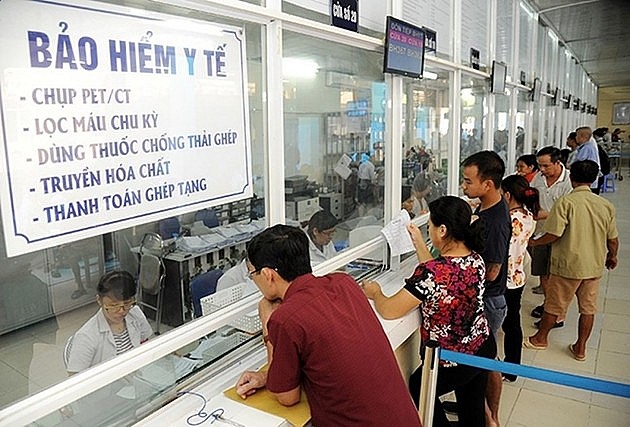 Trong tổng số 81 loại thuốc mới được xem xét, cơ quan chuyên môn đã đánh giá 76 loại đáp ứng đủ tiêu chí về an toàn, hiệu quả và khả năng cân đối chi phí để được Quỹ BHYT chi trả. Trong tổng số 81 loại thuốc mới được xem xét, cơ quan chuyên môn đã đánh giá 76 loại đáp ứng đủ tiêu chí về an toàn, hiệu quả và khả năng cân đối chi phí để được Quỹ BHYT chi trả.