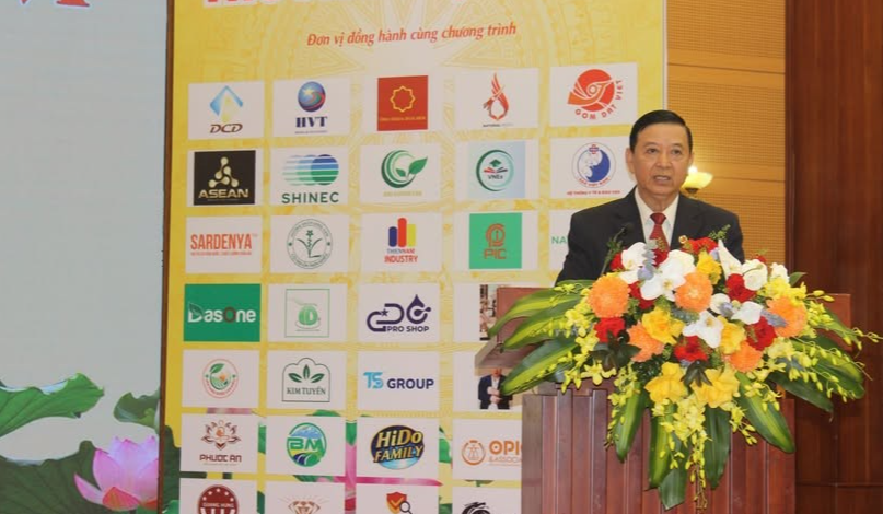 Ông Nguyễn Đăng Sinh, Chủ tịch Hiệp hội Chống hàng giả và Bảo vệ thương hiệu Việt Nam phát biểu khai mạc Đại hội Ông Nguyễn Đăng Sinh, Chủ tịch Hiệp hội Chống hàng giả và Bảo vệ thương hiệu Việt Nam phát biểu khai mạc Đại hội