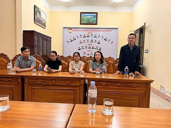 Đại diện Ủy ban MTTQ Việt Nam tỉnh Đắk Lắk gửi lời cảm ơn tới Ban lãnh đạo và cán bộ, nhân viên Apec Group.