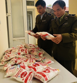 Vĩnh Phúc: Xử phạt 02 cơ sở kinh doanh mì chính giả nhãn hiệu Ajinomoto