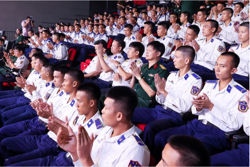 Chương trình do Ban Tuyên giáo Trung ương chủ trì, phối hợp với Tổng cục Chính trị Quân đội Nhân dân Việt Nam tổ chức tại 2 điểm cầu Hà Nội và Khánh Hoà - Ảnh; VGP/Nhật Bắc Chương trình do Ban Tuyên giáo Trung ương chủ trì, phối hợp với Tổng cục Chính trị Quân đội Nhân dân Việt Nam tổ chức tại 2 điểm cầu Hà Nội và Khánh Hoà - Ảnh; VGP/Nhật Bắc