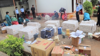 Đắk Lắk: Tiêu hủy gần 9.000 đơn vị hàng hóa và hơn 25.000 bao thuốc lá điếu ngoại nhập lậu