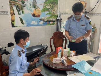 Tăng cường kiểm soát các mặt hàng TPBVSK được ghi công dụng "kháng virus, kháng Covid-19"