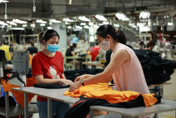 Miễn, giảm thuế cho doanh nghiệp, người dân chịu tác động của dịch COVID-19