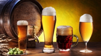 Bộ tài chính đề xuất dán tem điện tử cho rượu và thuốc lá