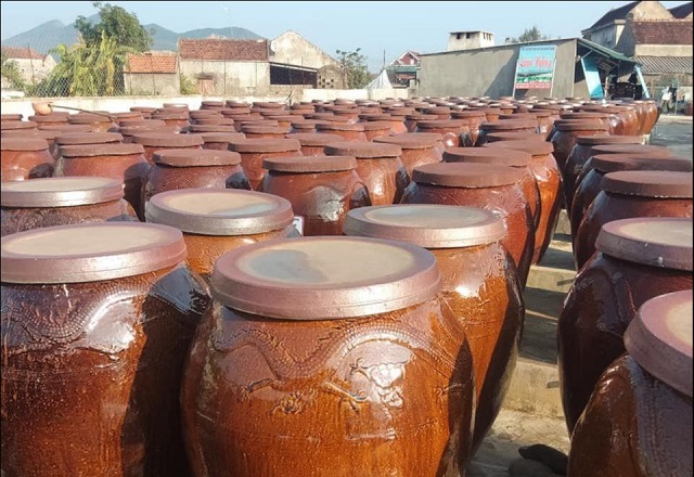 Nhắc đến mắm tôm Thanh Hóa thì không thể bỏ qua làng nghề làm mắm Khúc Phụ