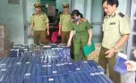 Hàng giả, hàng nhái: QLTT Quảng Bình bắt giữ vụ vận chuyển gần 14.000 bao thuốc lá lậu