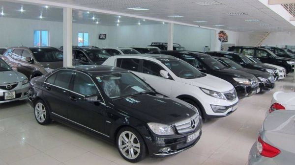 Vì sao ngân hàng đồng loạt thanh lý ô tô