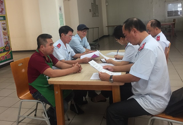 100% c&aacute;c cơ sở được kiểm tra chấp h&agrave;nh tốt c&aacute;c quy định của ph&aacute;p luật về an to&agrave;n thực phẩm