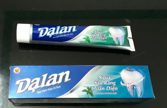 Đình chỉ lưu hành, thu hồi lô kem đánh răng Dạ Lan không đảm bảo chất lượng