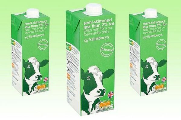 Khuyến cáo: Sữa tiệt trùng Semi-Skimmed less than 2% fat UHT milk bị nhiễm vi sinh vật