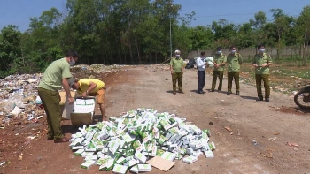 Đắk Nông tiêu hủy trên 5.300 hộp sữa bột Omega 369 Q10 Alaska giả