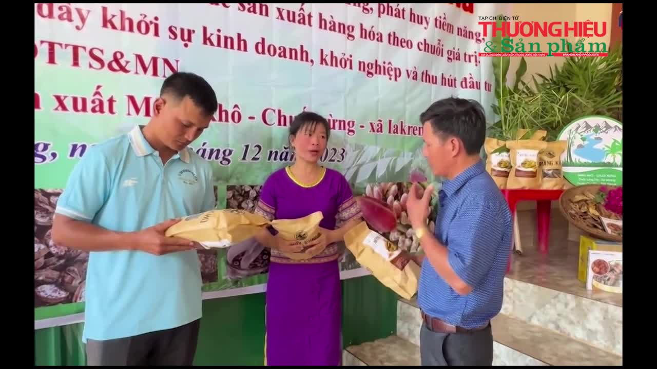 Gia Lai: Ra mắt sản phẩm “Măng khô – Chuối rừng” của xã Ia Kreng